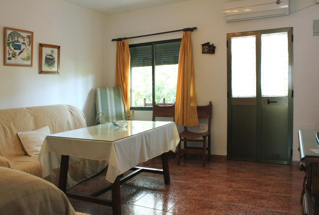 Apartamentos Casa Gil El Bosque Room photo
